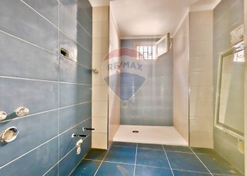 Bagno - Bilocale Via Alessandro Manzoni
 
28, Mattinata - foto 21