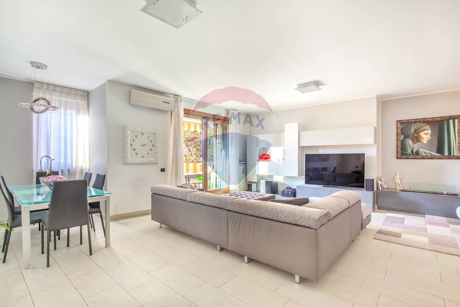 Sala da pranzo - Three-room apartment Via Giosuè Carducci
 
25, Sovico - photo 1