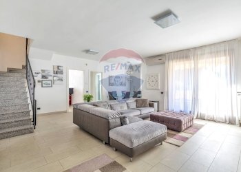 Soggiorno - Three-room apartment Via Giosuè Carducci
 
25, Sovico - photo 5