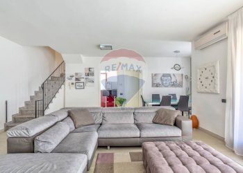 Sala da pranzo - Three-room apartment Via Giosuè Carducci
 
25, Sovico - photo 6