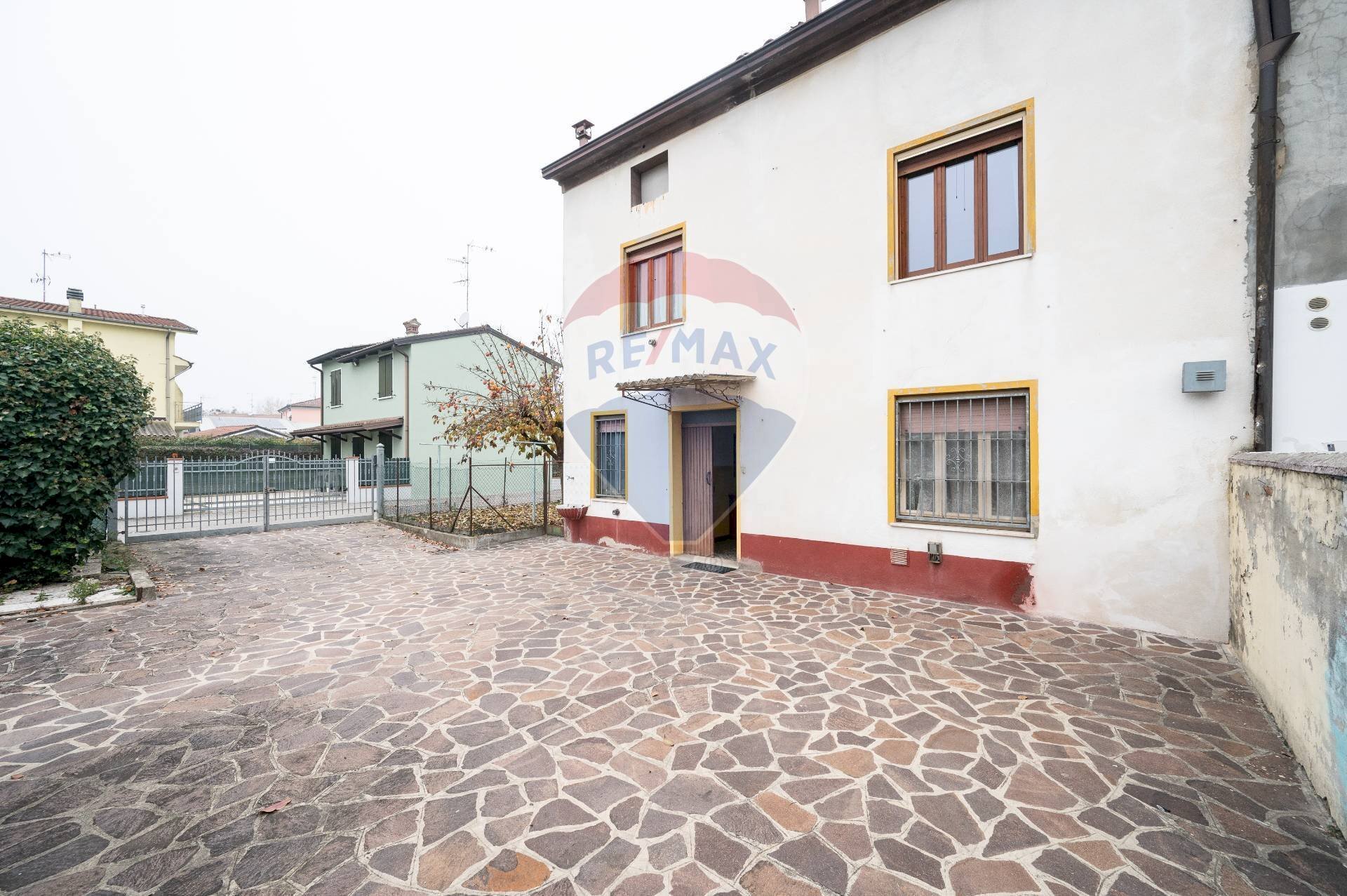 Casa all\'aperto - Semi-detached house via Fratelli Manfredi
 
40, Boretto - photo 2