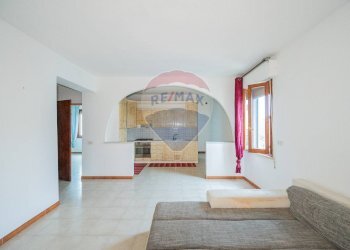 Soggiorno - Semi-detached house via Fratelli Manfredi
 
40, Boretto - photo 21
