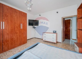 Camera / camera da letto - Semi-detached house via Fratelli Manfredi
 
40, Boretto - photo 27