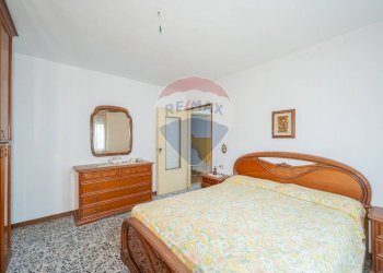 Camera / camera da letto - Semi-detached house via Fratelli Manfredi
 
40, Boretto - photo 43