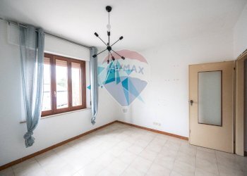 Stanza vuota - Semi-detached house via Fratelli Manfredi
 
40, Boretto - photo 45