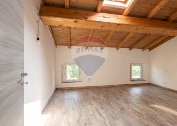 Stanza vuota - Semi-detached house Brescello - photo 21