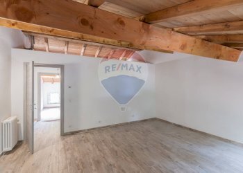 Stanza vuota - Semi-detached house Brescello - photo 28