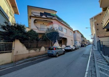 Edificio all\'aperto - Office Via Giuseppe Verdi
 
36, Marcianise - photo 20