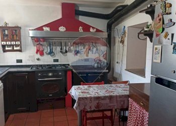 Cucina - Casa semi indipendente Via Veirasca
 
12, Quiliano - foto 5