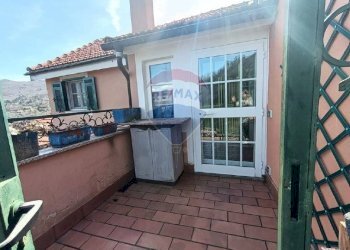 Terrazza - Casa semi indipendente Via Veirasca
 
12, Quiliano - foto 1