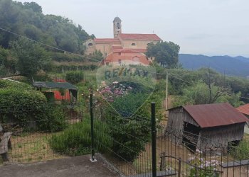 Edificio all\'aperto - Casa semi indipendente Via Veirasca
 
12, Quiliano - foto 15