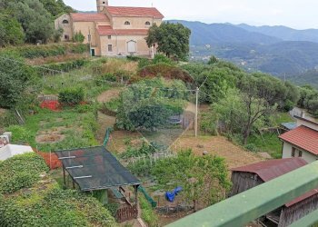 Vista delle montagne - Casa semi indipendente Via Veirasca
 
12, Quiliano - foto 16