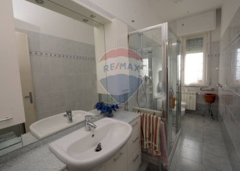 Bagno - Appartamento via sabazia
 
90, Vado Ligure - foto 45