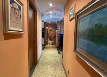 Hall / corridoio - Appartamento piazza san giovanni battista
 
7, Vado Ligure - foto 10