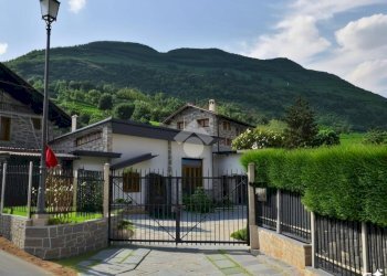 Semi-detached house Frazione Surpillod, Gressan - photo 2