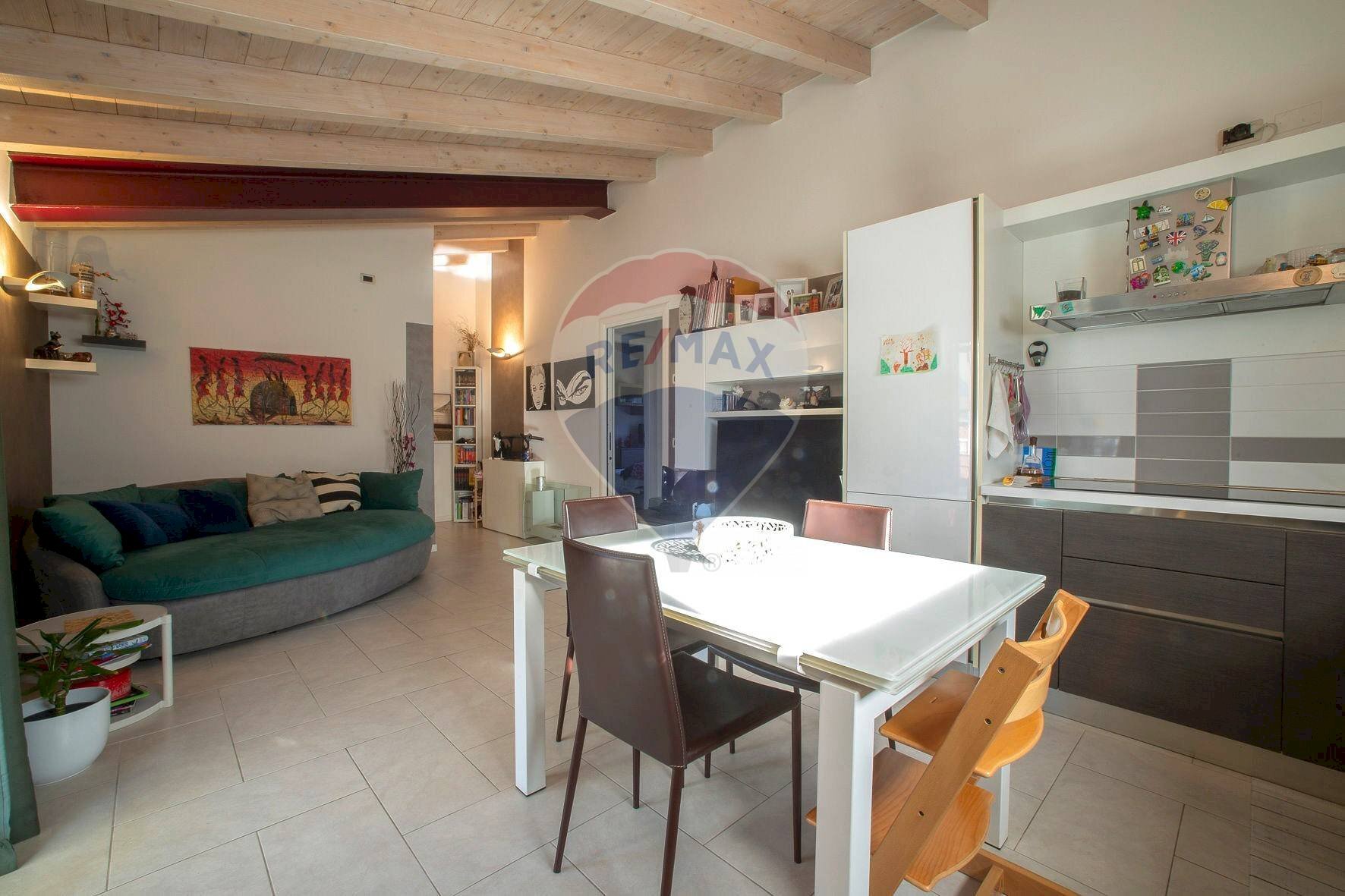 Sala da pranzo - Three-room apartment Artogne - photo 2