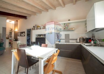 Cucina - Trilocale Artogne - foto 3