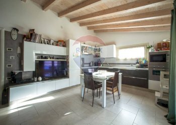 Cucina - Trilocale Artogne - foto 4