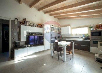 Cucina - Trilocale Artogne - foto 5