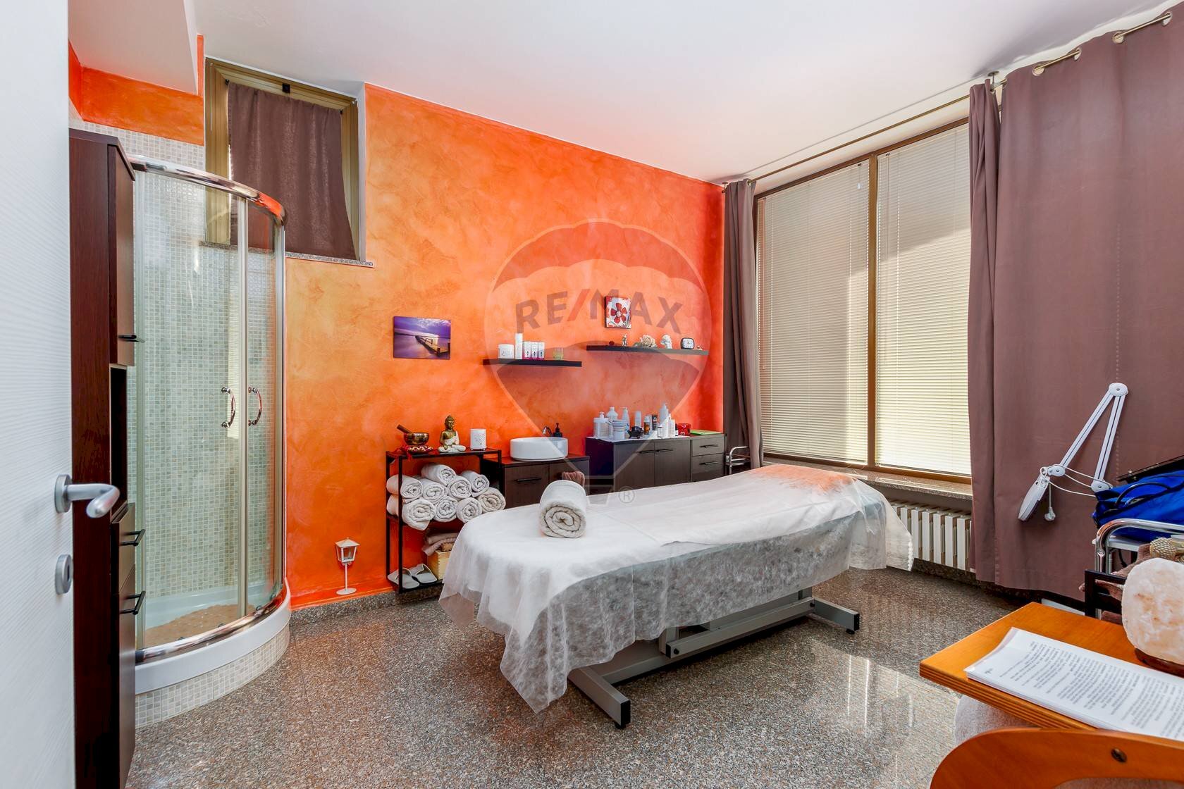 Camera / camera da letto - Locale Commerciale DON LUIGI ROCCHI
 
12, Dalmine - foto 3