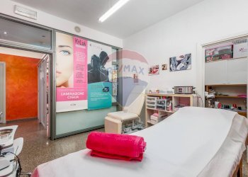 Camera / camera da letto - Locale Commerciale DON LUIGI ROCCHI
 
12, Dalmine - foto 6