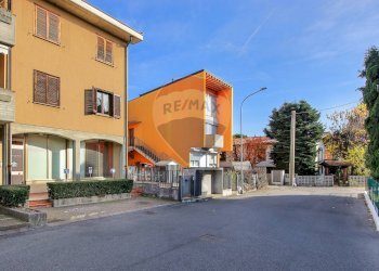 Edificio all\'aperto - Locale Commerciale DON LUIGI ROCCHI
 
12, Dalmine - foto 11