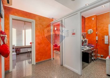 Hall / corridoio - Ufficio DON LUIGI ROCCHI
 
12, Dalmine - foto 4