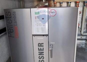 Dettagli - Attività Commerciale Via Lastra
 
84, Alpago - foto 13