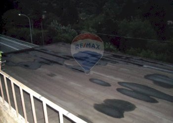 Balcone - Attività Commerciale Via Lastra
 
84, Alpago - foto 36