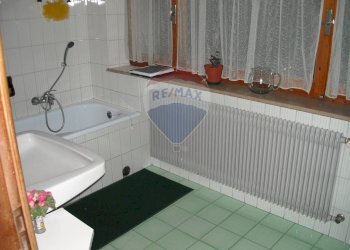 Bagno - Attività Commerciale Via Lastra
 
84, Alpago - foto 38