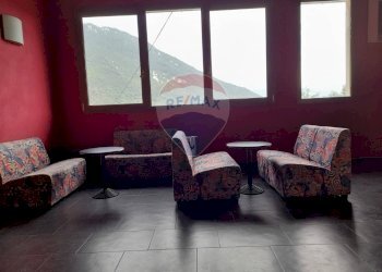 Soggiorno - Attività Commerciale Via Lastra
 
84, Alpago - foto 65