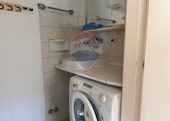 Lavanderia - Trilocale Via Foglia
 
1/A, Ancona - foto 8