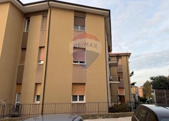 Edificio all\'aperto - Trilocale Via Foglia
 
1/A, Ancona - foto 25