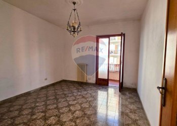 Stanza vuota - Quadrilocale Via Ruggiero Bonghi
 
5, Vieste - foto 1