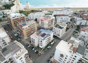 Edificio all\'aperto - Quadrilocale Via Ruggiero Bonghi
 
5, Vieste - foto 31