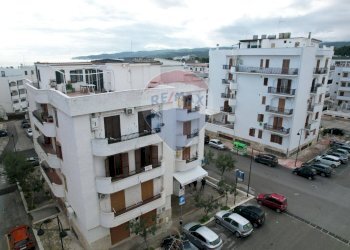 Edificio all\'aperto - Quadrilocale Via Ruggiero Bonghi
 
5, Vieste - foto 35