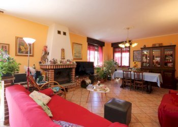 Foto 9 - Casa indipendente Via Emanuele Filiberto
 
36, Tronzano Vercellese - foto 9