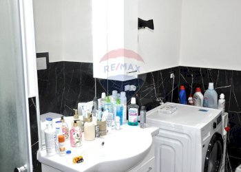 Bagno - Stabile - Palazzo Vicolo Antini
 
6, Fidenza - foto 14