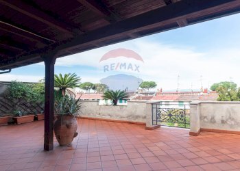 Terrazza - Villa Via Del Mare
 
21, Marano di Napoli - foto 30