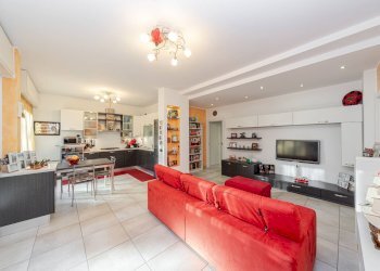 Foto 4 - Villa via Bice Cremagnani
 
14, Vimercate - photo 4