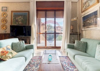 Soggiorno - Bilocale VIALE CAMPANIA
 
58, Monza - foto 3