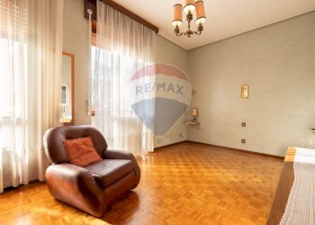 Soggiorno - Bilocale VIALE CAMPANIA
 
58, Monza - foto 4