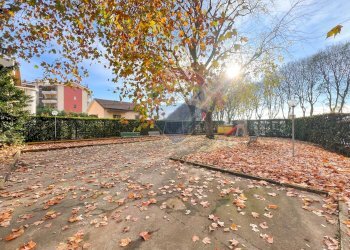 Giardino - Bilocale VIALE CAMPANIA
 
58, Monza - foto 8