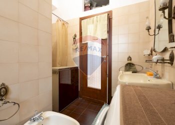 Bagno - Bilocale VIALE CAMPANIA
 
58, Monza - foto 35