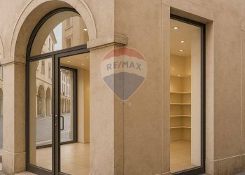 Edificio all\'aperto - Negozio Treviso - foto 3