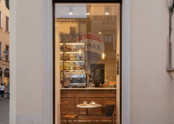 Vetrina - Negozio Treviso - foto 4