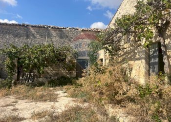Vista delle montagne - Rustico Strada provinciale 122 Contrada Calamarieri - Farmagiorgia, Modica - foto 13