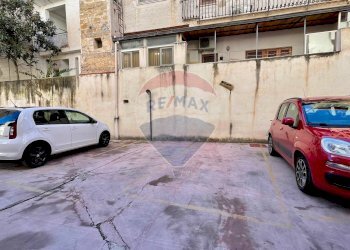 Edificio all\'aperto - Four-room apartment Via Altofonte
 
150A, Monreale - photo 23