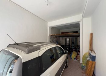 Foto 1 - Magazzino Via Santa Maria
 
1, Pisa - foto 1