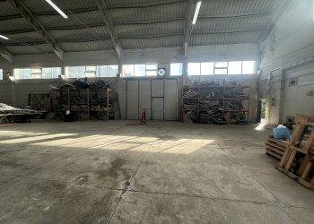 Foto 14 - Attività Commerciale via dell'arte
 
8, Pietrasanta - foto 14